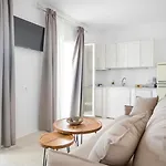 Gaia Mykonos & Apartamento