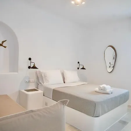 Gaia Mykonos & Apartman Tagou