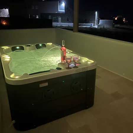 Gaia Mykonos & Apartman *