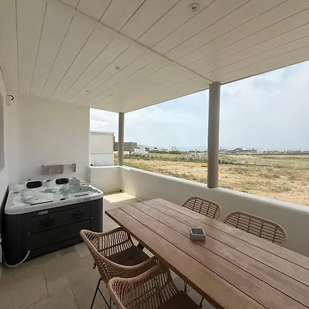 Gaia Mykonos & Apartman *
