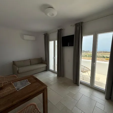 Gaia Mykonos & Apartman Tagou